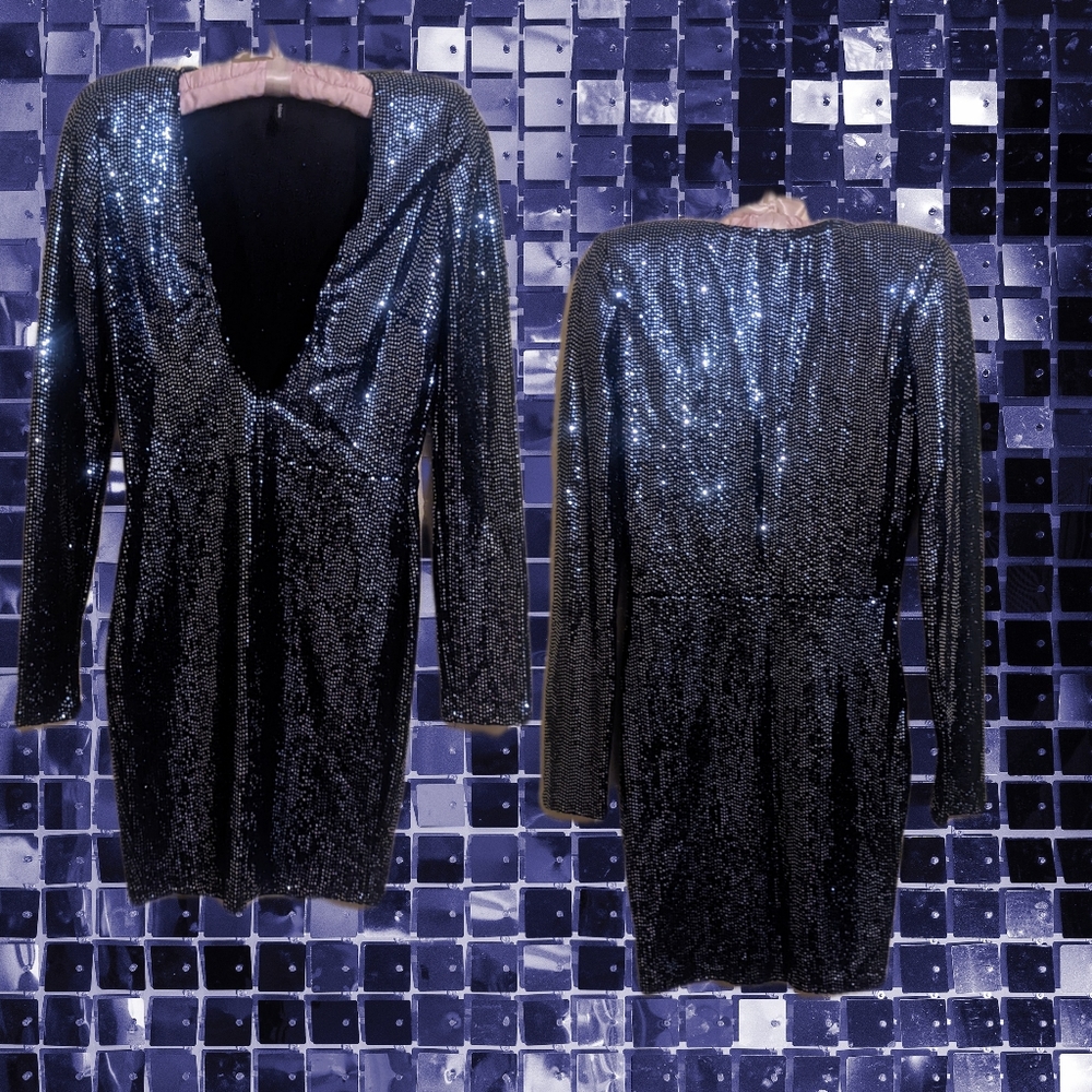 Disco party dress at least to me that's what it was 👑🤩💕